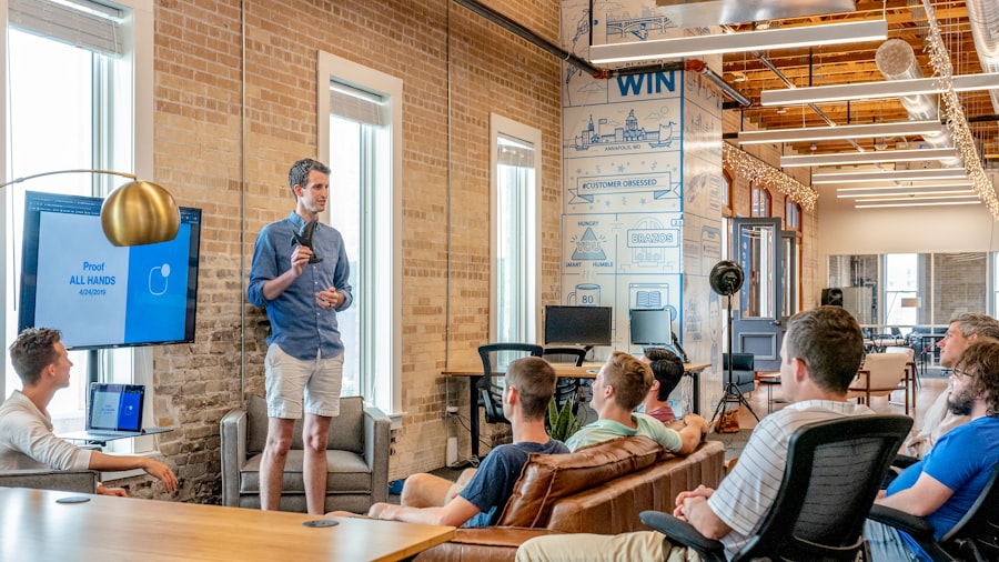 Recruiter meeting with candidate